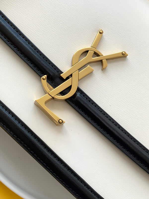 Amelia - YSL Bag - 4110