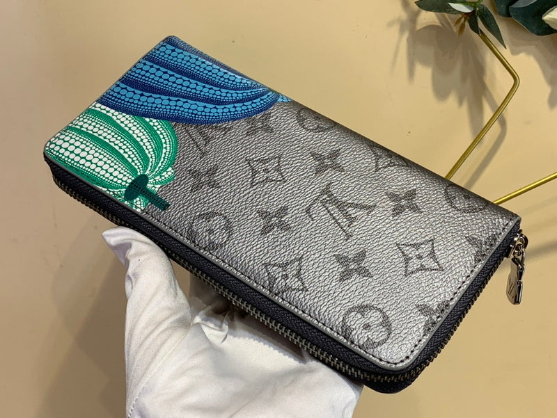 Amelia- LOV  Luxury  Wallets - 200