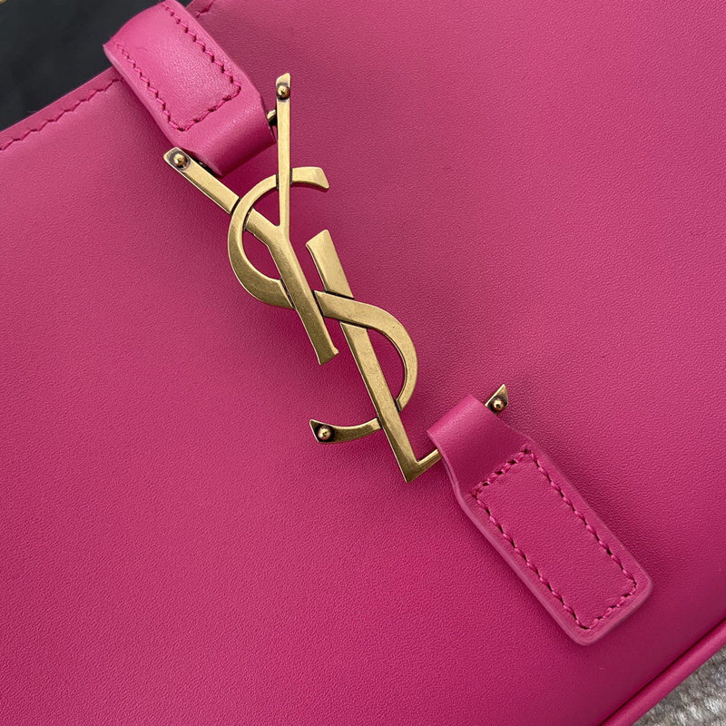 Amelia - YSL Bag - 3803