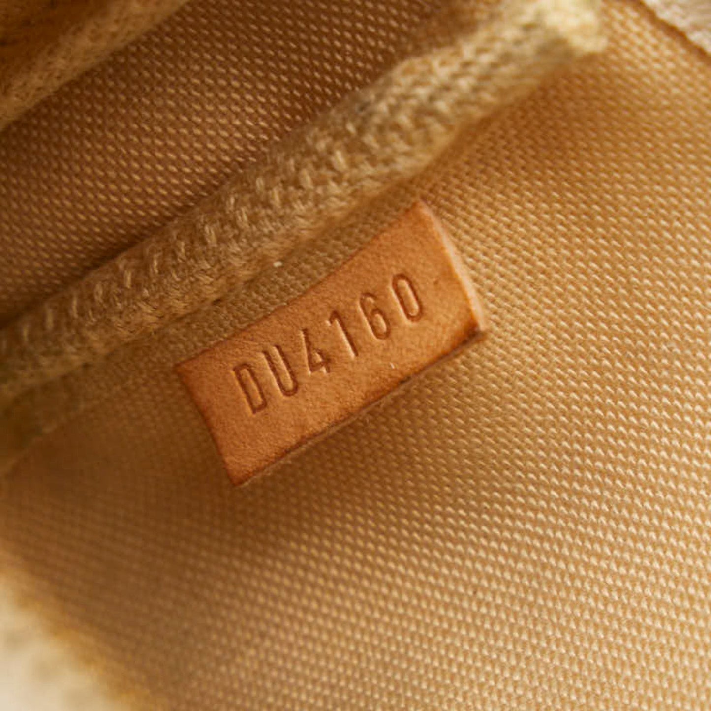 Louis Vuitton Pochette Accessoires  Leather Clutch Bag