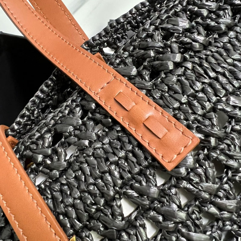 Amelia - YSL Bag - 3800
