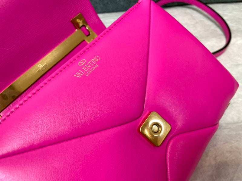Amelia's Bag Gallery - VEL Bags - 200