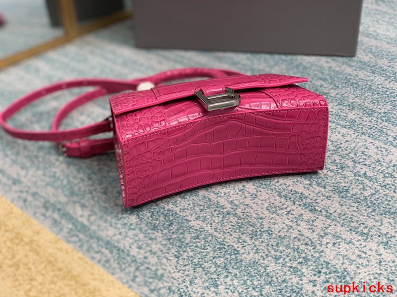 Amelia- BG Hourglass Bags - 144