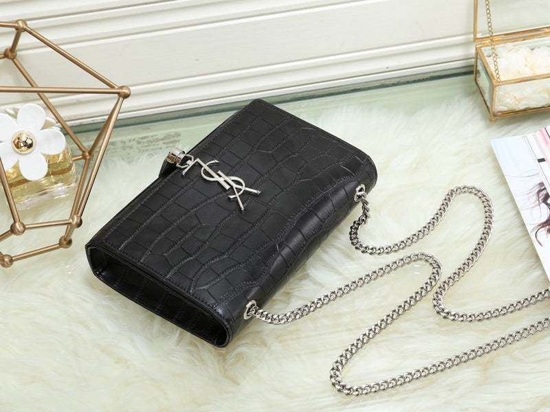 Amelia - YSL Bag - 3551