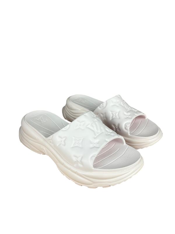 Louis Vuitton Pool Mules Pink