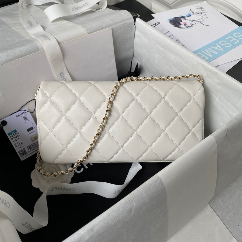 Wellow Bags - Chanel - Bags  - 217