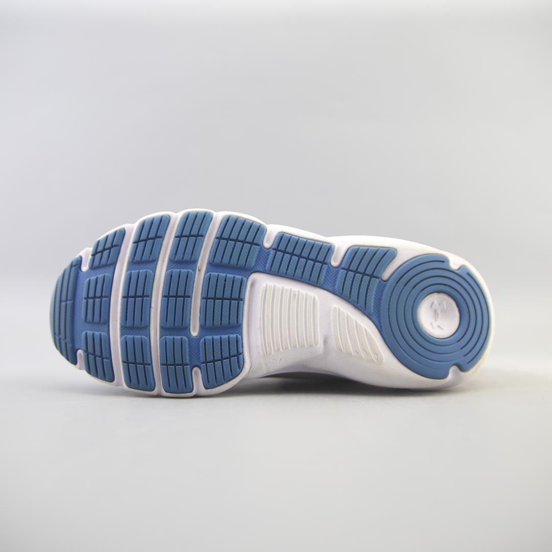 UNDER ARMOUR ASSERT 9 AC