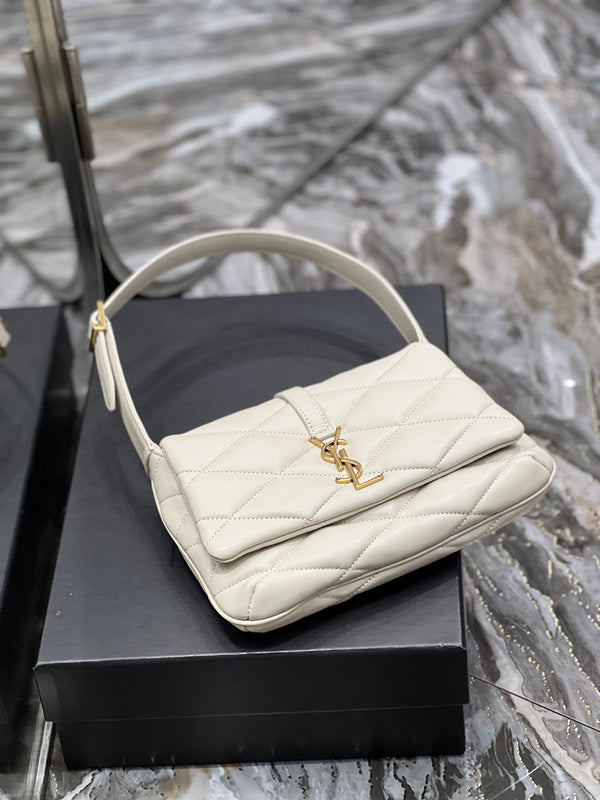 Amelia - YSL Bag - 3996