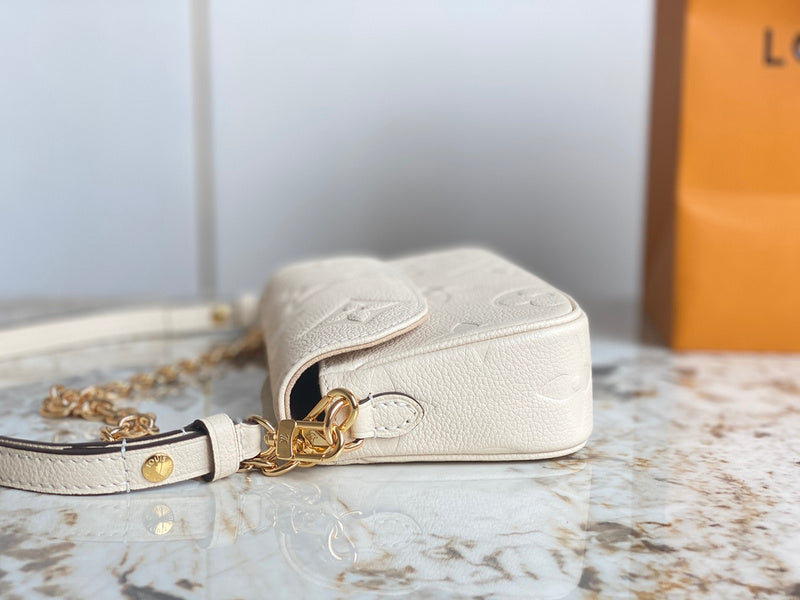 Amelia's Bag Gallery - LOV Bags - 918