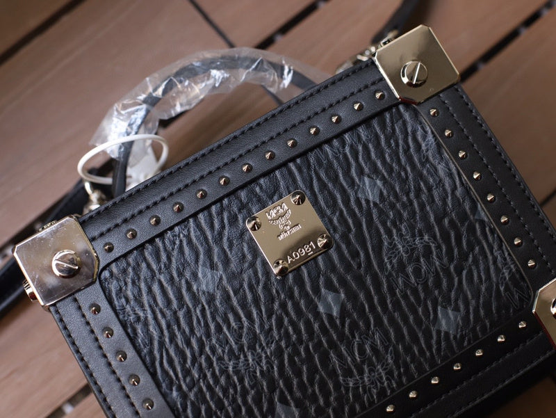 Amelia - MAmeliaBRANDED BAGS - 240