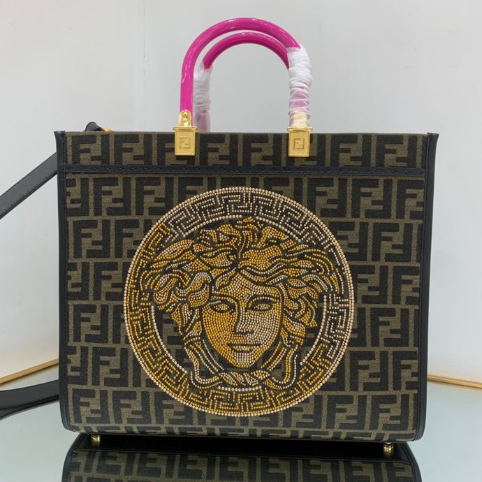 Amelia's Bag Gallery - VAR Bags - 238