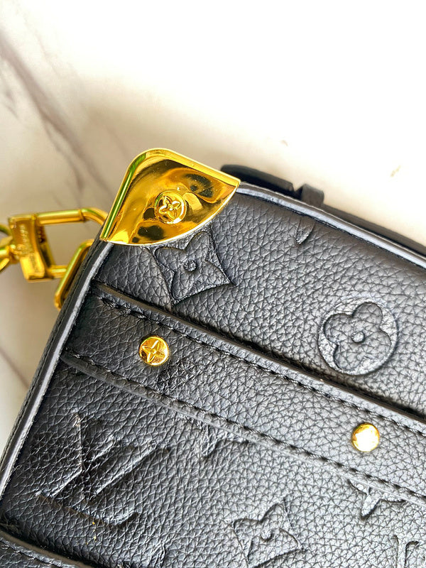 Amelia - LOV Lady Bags - 1026
