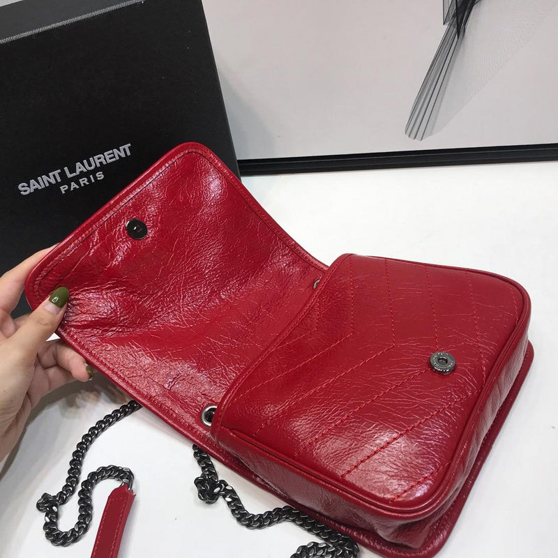 Amelia - YSL Bag - 2890