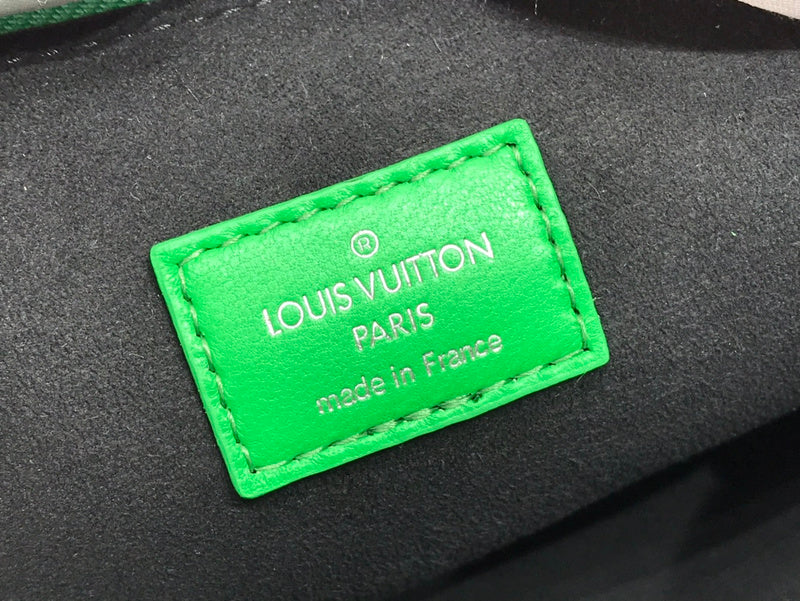 Fan Fashion Lu-Vi bags - 17628