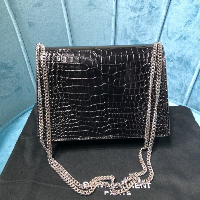 Amelia - YSL Bag - 2271
