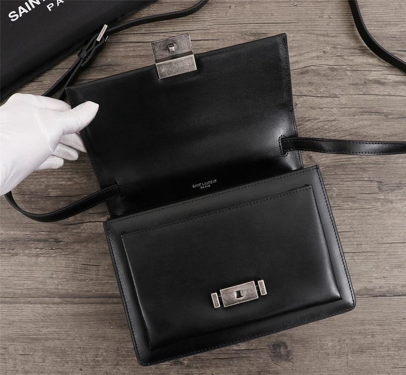 Amelia - YSL Bag - 2837