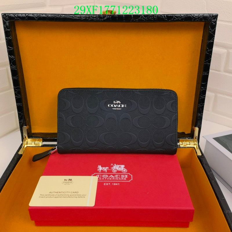 Amelia - CAH Wallet - 065