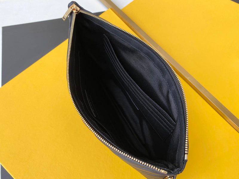 Amelia - YSL Bag - 3591