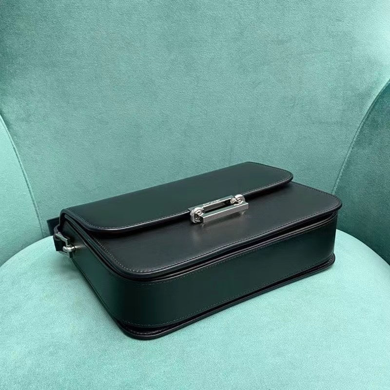 Amelia - YSL Bag - 2377