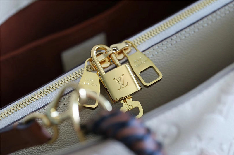 Fan Fashion Lu-Vi bags - 8020