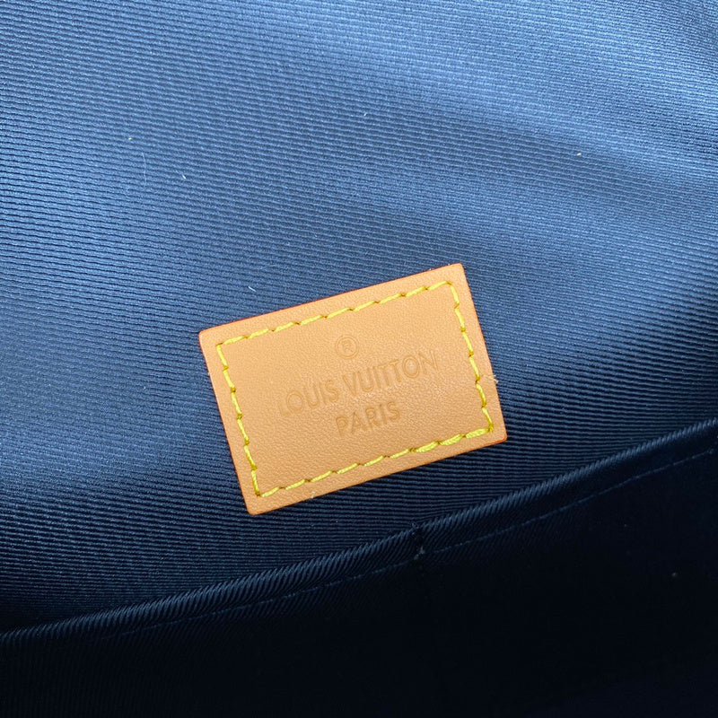 Fan Fashion Lu-Vi bags - 17351