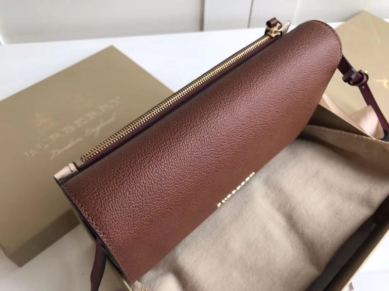 Burberry Bags - Bagsattire   492