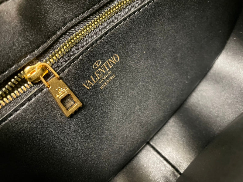 Amelia's Bag Gallery - VEL Bags - 1216