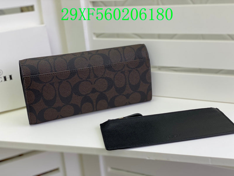 Amelia - CAH Wallet - 054