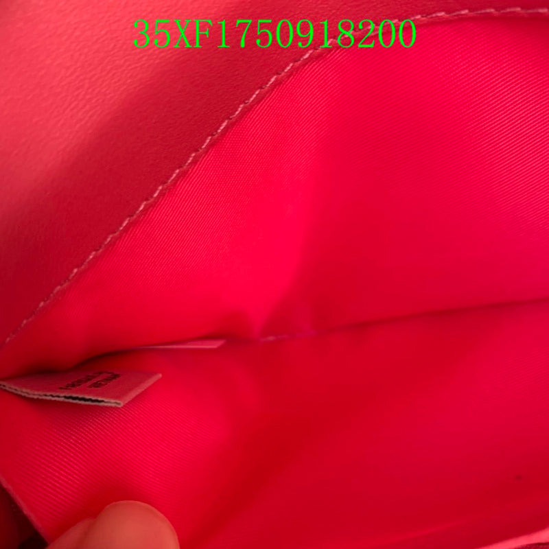 Amelia - CAH Wallet - 081