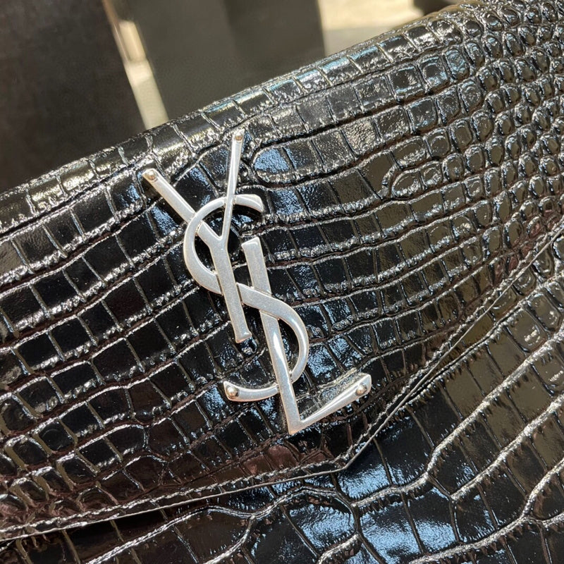 Amelia - YSL Bag - 1442