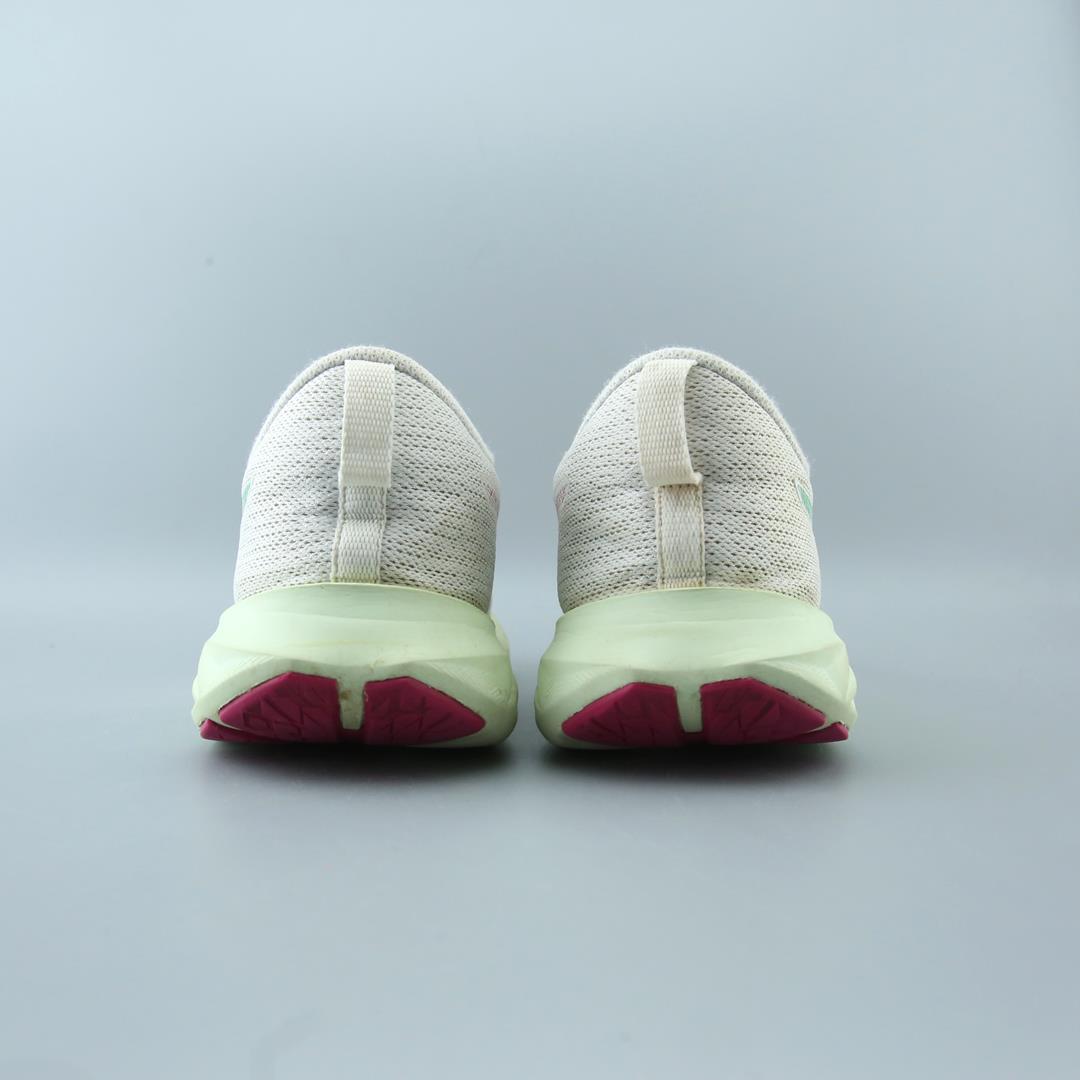 ASICS VERSABLAST 2