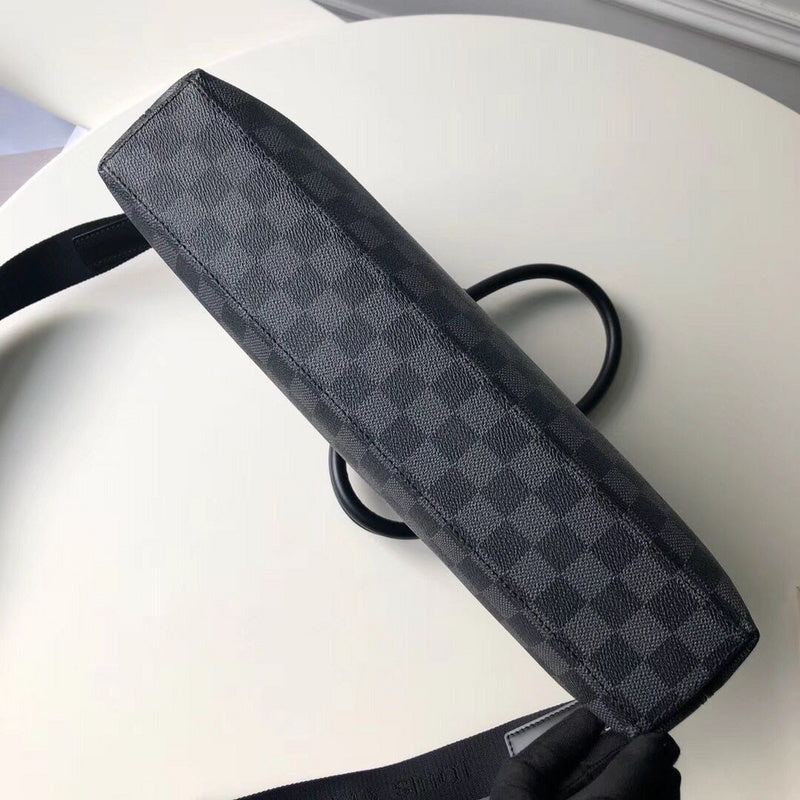 Fan Fashion Lu-Vi bags - 17897