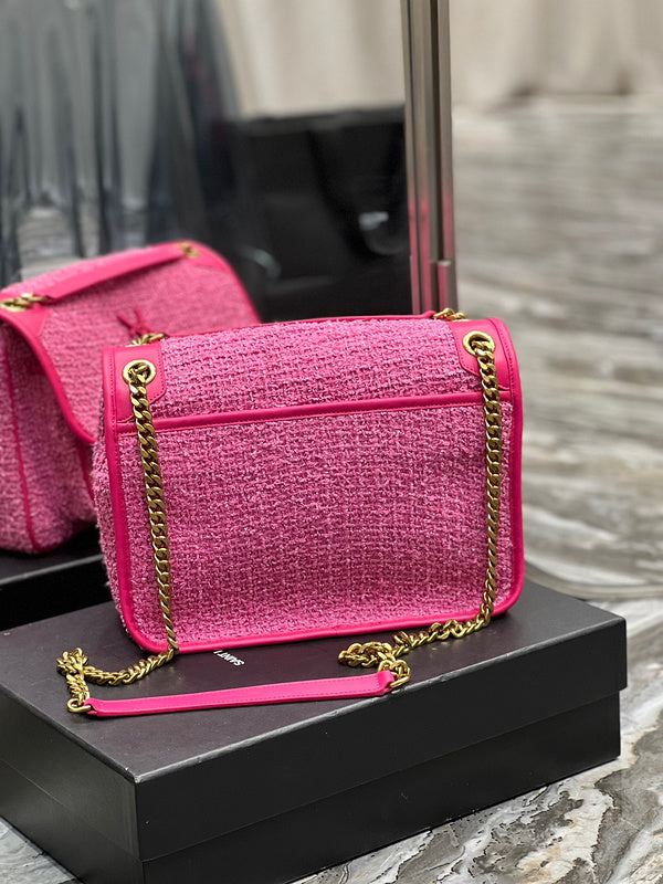 Amelia - YSL Bag - 4222