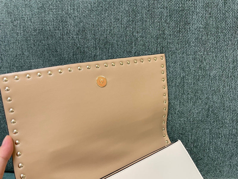 VAL LUXURY BAGS - FOR FASHION LOVERS  AFFORDABLE LUXURY BAGS- 1556