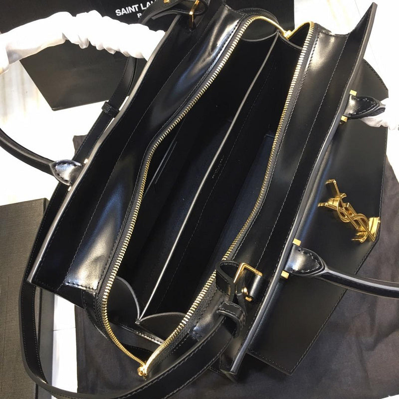 Amelia - YSL Bag - 2792