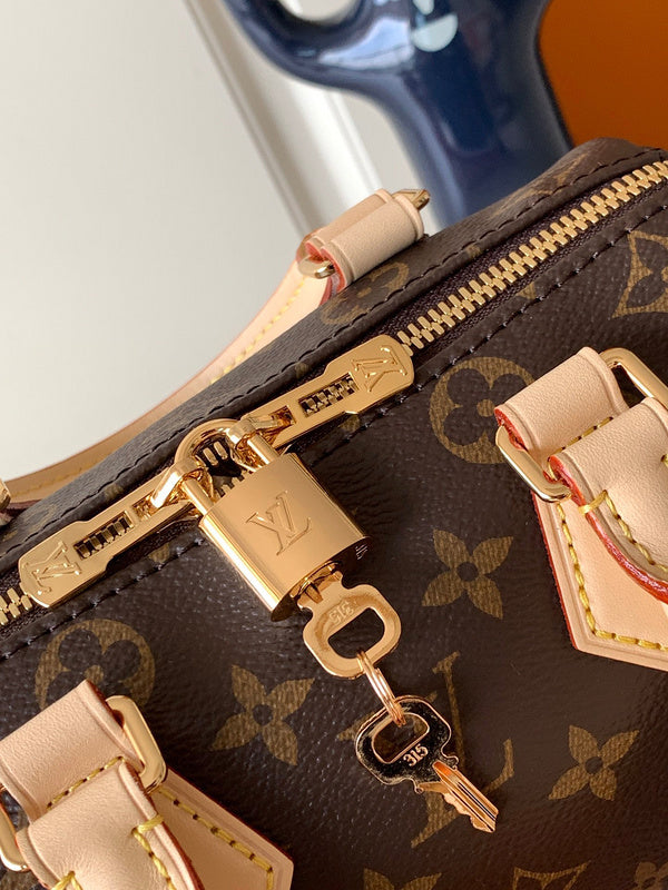 Amelia's Bag Gallery - LOV Bags - 670