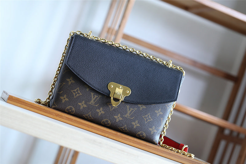 Amelia - LOV Lady Bags - 1674