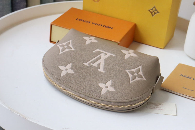 Fan Fashion Lu-Vi bags - 17374