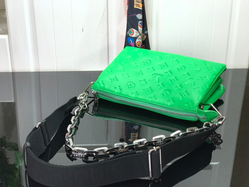 Fan Fashion Lu-Vi bags - 17628