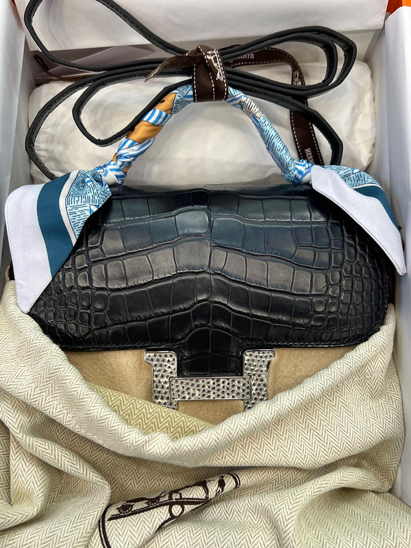Amelia - HMS Bags - 1605