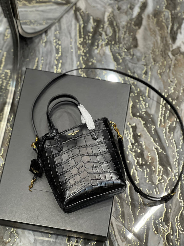 Amelia - YSL Bag - 3893