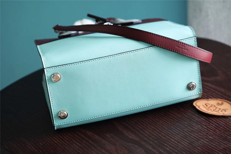 Fan Fashion Lu-Vi bags - 8033