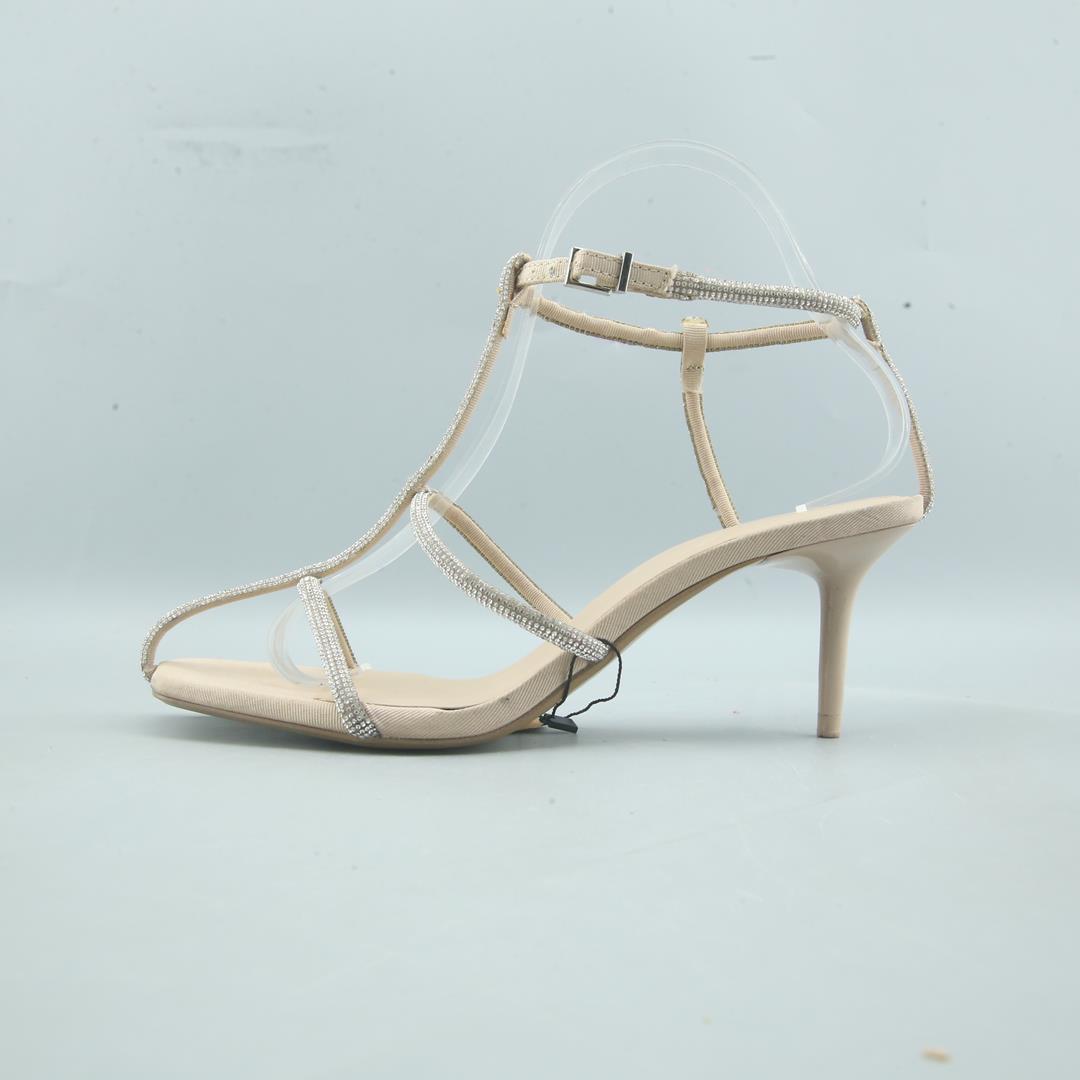 ZARA. .