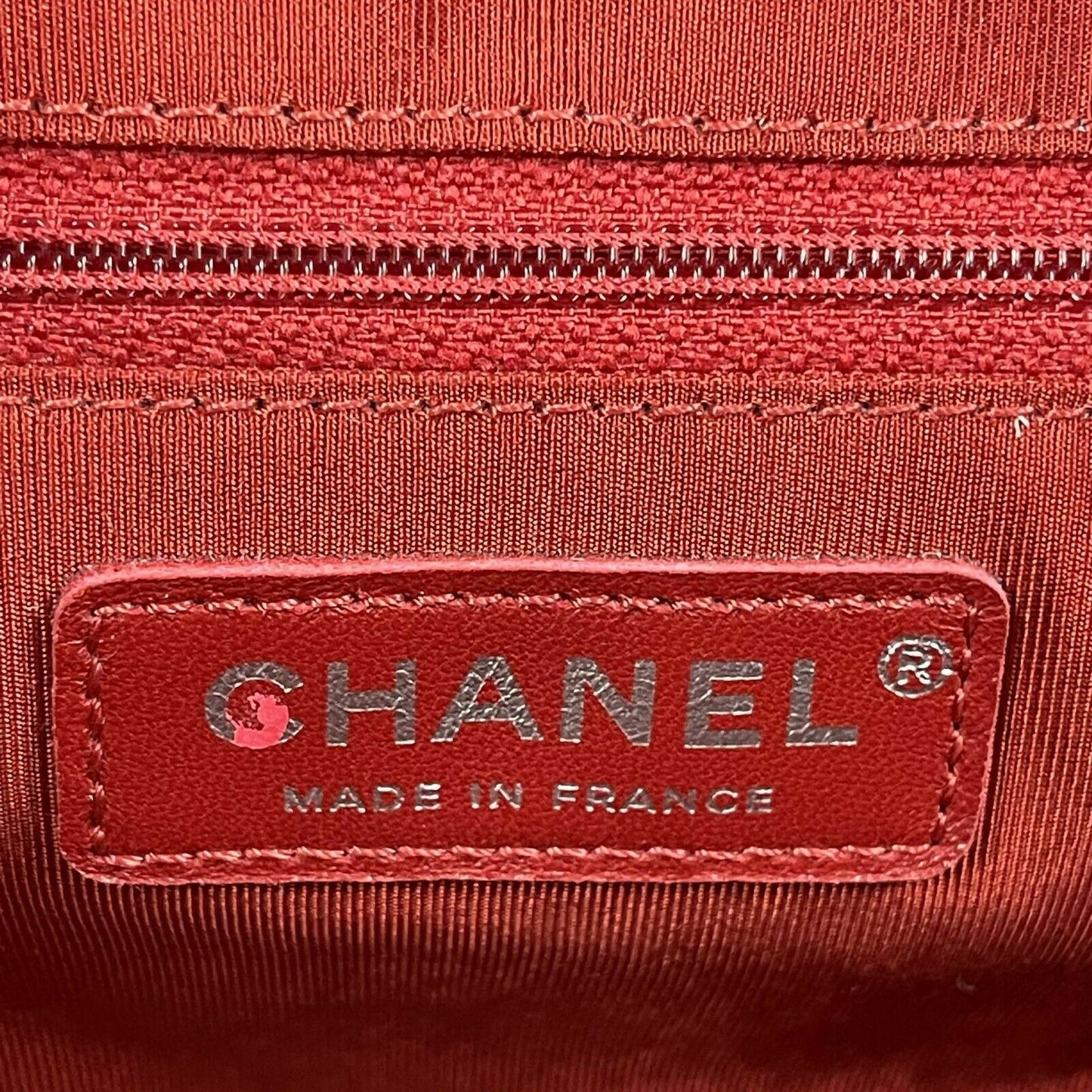 CHANEL Red Crinkled Leather Boy Chain Flap Bag / Silver-Aged - Shoulder Bag