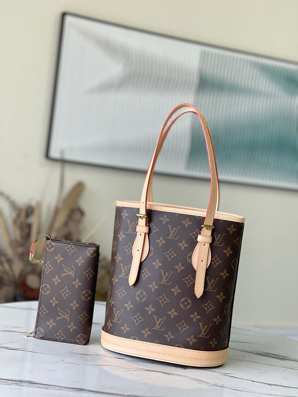 Fan Fashion Lu-Vi Bags - 16671