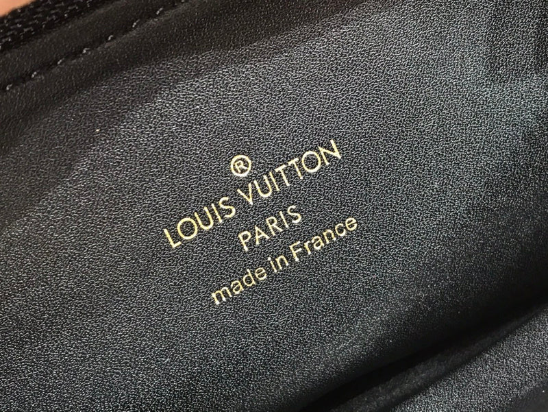 Fan Fashion Lu-Vi bags - 17571