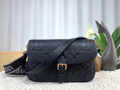Amelia - LOV Lady Bags - 158