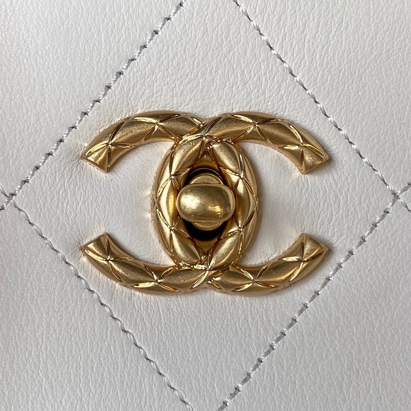 Wellow Bags - Chanel - Bags  - 171