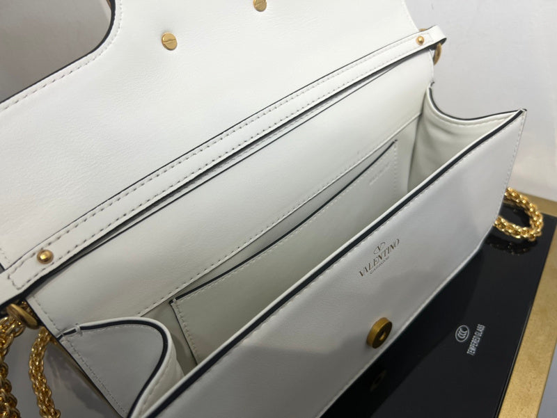 VAL LUXURY BAGS - FOR FASHION LOVERS  AFFORDABLE LUXURY BAGS- 1416