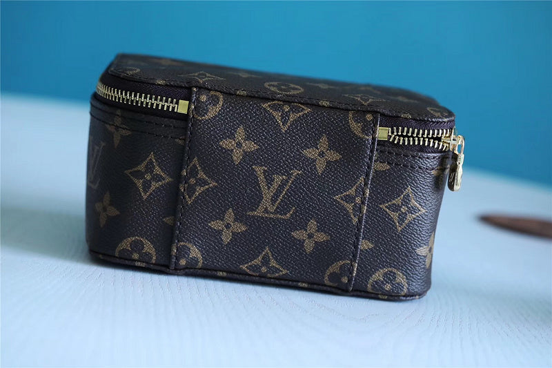 Fan Fashion Lu-Vi bags - 9204